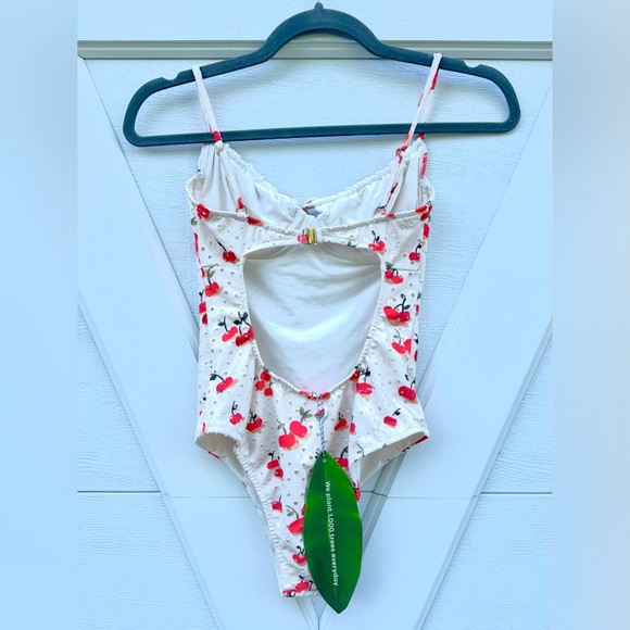 🌟HOST PICK🌟Farm Rio Pitanga Cherry One Piece Bathing Suit - Picture 4 of 5